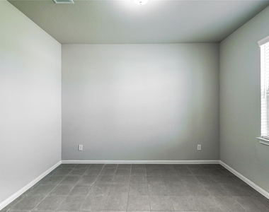 8414 Quiet Bay Drive - Photo Thumbnail 3