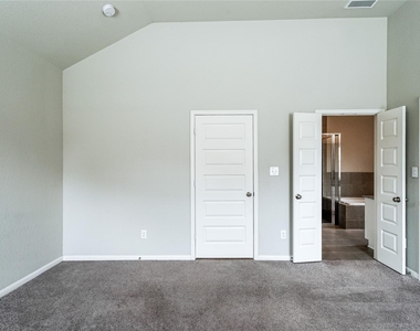 8414 Quiet Bay Drive - Photo Thumbnail 11