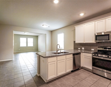 8414 Quiet Bay Drive - Photo Thumbnail 7