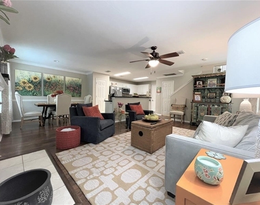 10 Butterfly Branch Place - Photo Thumbnail 7