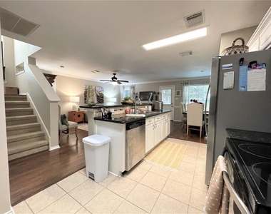 10 Butterfly Branch Place - Photo Thumbnail 13