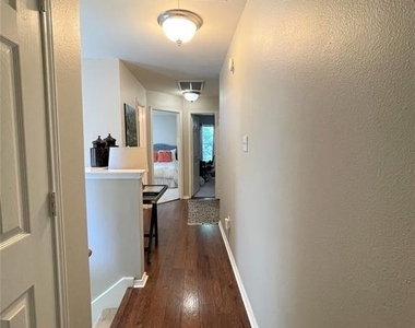 10 Butterfly Branch Place - Photo Thumbnail 15