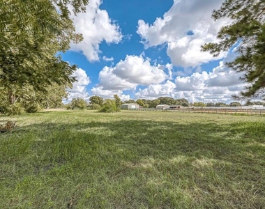 17303 Swansbury Drive - Photo Thumbnail 21
