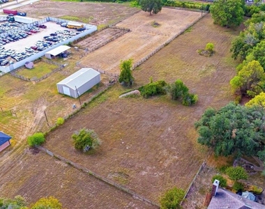 17303 Swansbury Drive - Photo Thumbnail 1