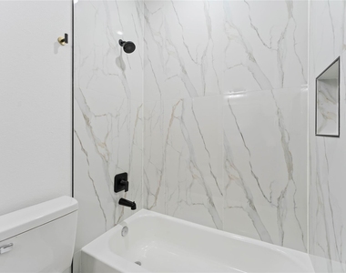 9001 Nyssa Street - Photo Thumbnail 14