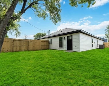 9001 Nyssa Street - Photo Thumbnail 27