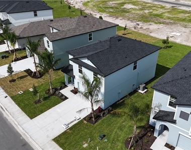 17392 Monte Isola Way - Photo Thumbnail 3