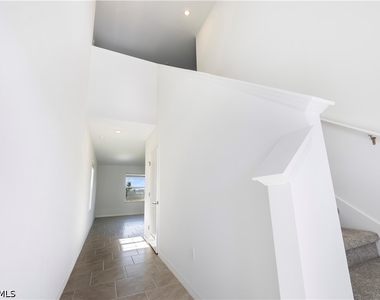 17392 Monte Isola Way - Photo Thumbnail 4