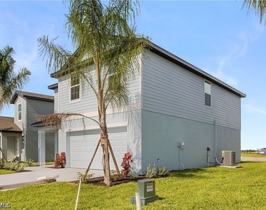 17392 Monte Isola Way - Photo Thumbnail 2