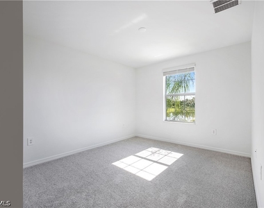 17392 Monte Isola Way - Photo Thumbnail 25