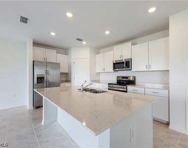 17392 Monte Isola Way - Photo Thumbnail 8