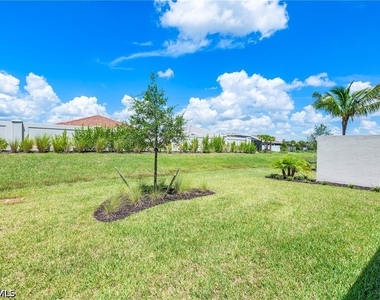17434 Caravita Lane - Photo Thumbnail 26