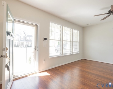 17458 Memorial Tournament Drive - Photo Thumbnail 4