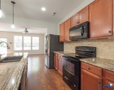 17458 Memorial Tournament Drive - Photo Thumbnail 9