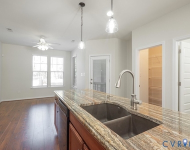 17458 Memorial Tournament Drive - Photo Thumbnail 11