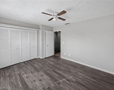 1123 Sw 48th Terrace - Photo Thumbnail 10