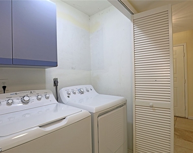1398 Evalena Lane - Photo Thumbnail 10