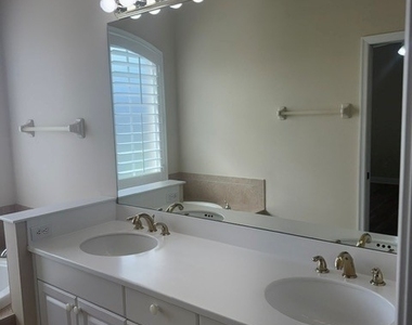 13942 Bently Circle - Photo Thumbnail 13