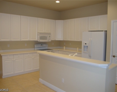 13942 Bently Circle - Photo Thumbnail 3