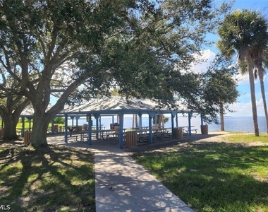 21484 Edgewater Drive - Photo Thumbnail 16
