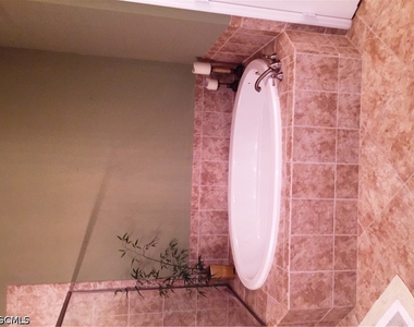 16550 Goldenrod Lane - Photo Thumbnail 10
