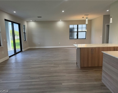 9908 Portofino Vineyards Drive - Photo Thumbnail 7