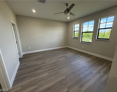 9908 Portofino Vineyards Drive - Photo Thumbnail 8