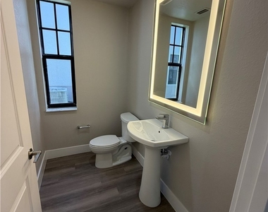 9908 Portofino Vineyards Drive - Photo Thumbnail 4