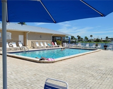 947 Strongbox Drive - Photo Thumbnail 11