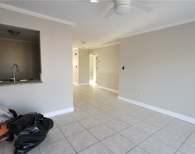 4404 Santa Barbara Boulevard - Photo Thumbnail 7