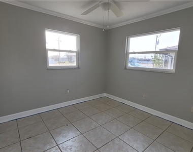 4404 Santa Barbara Boulevard - Photo Thumbnail 10