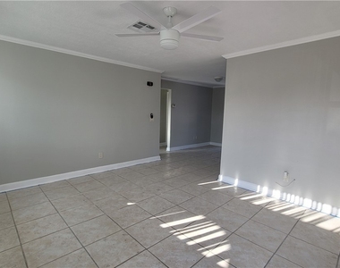 4404 Santa Barbara Boulevard - Photo Thumbnail 1
