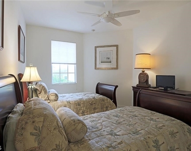 13225 Silver Thorn Loop - Photo Thumbnail 10