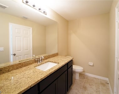 2800 Nw 25th Terrace - Photo Thumbnail 12