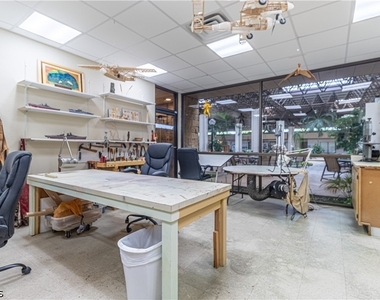 7410 Lake Breeze Drive - Photo Thumbnail 17