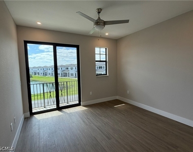 9912 Portofino Vineyards Drive - Photo Thumbnail 7