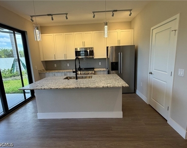 9912 Portofino Vineyards Drive - Photo Thumbnail 3
