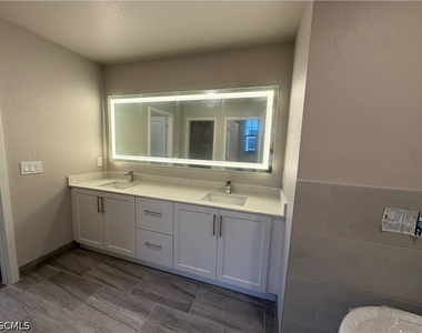 9912 Portofino Vineyards Drive - Photo Thumbnail 12
