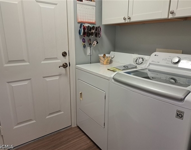 11037 Harbour Yacht Court - Photo Thumbnail 12