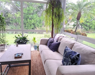 11037 Harbour Yacht Court - Photo Thumbnail 2