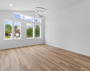 8109 Hamlet Street - Photo Thumbnail 3