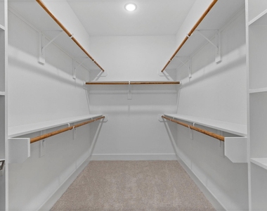 8109 Hamlet Street - Photo Thumbnail 12