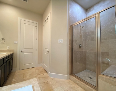 74 N Hutcheson Street - Photo Thumbnail 20