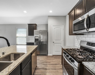 3434 Mcdonough Way - Photo Thumbnail 7