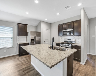 3434 Mcdonough Way - Photo Thumbnail 18