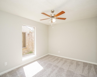 22418 Goldstone Drive - Photo Thumbnail 19