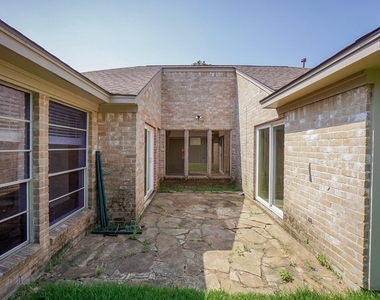 22418 Goldstone Drive - Photo Thumbnail 30