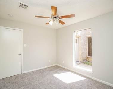 22418 Goldstone Drive - Photo Thumbnail 20