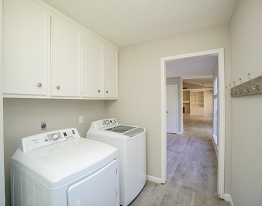 22418 Goldstone Drive - Photo Thumbnail 13