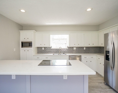 22418 Goldstone Drive - Photo Thumbnail 9